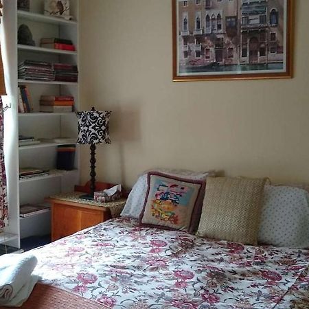 Australis Guest House オタワ エクステリア 写真